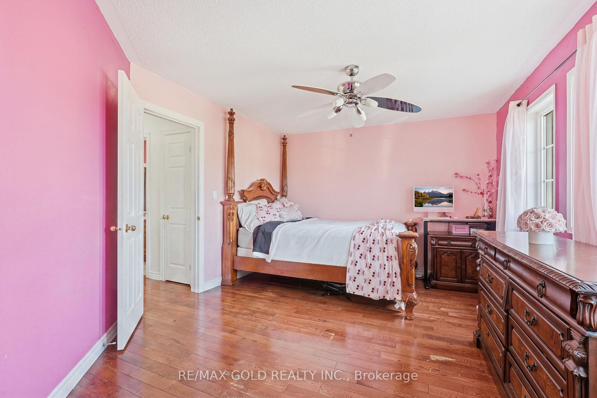 Photo 35 of 30 Schooner Drive, Brampton, Fletcher's Meadow — HOMEH