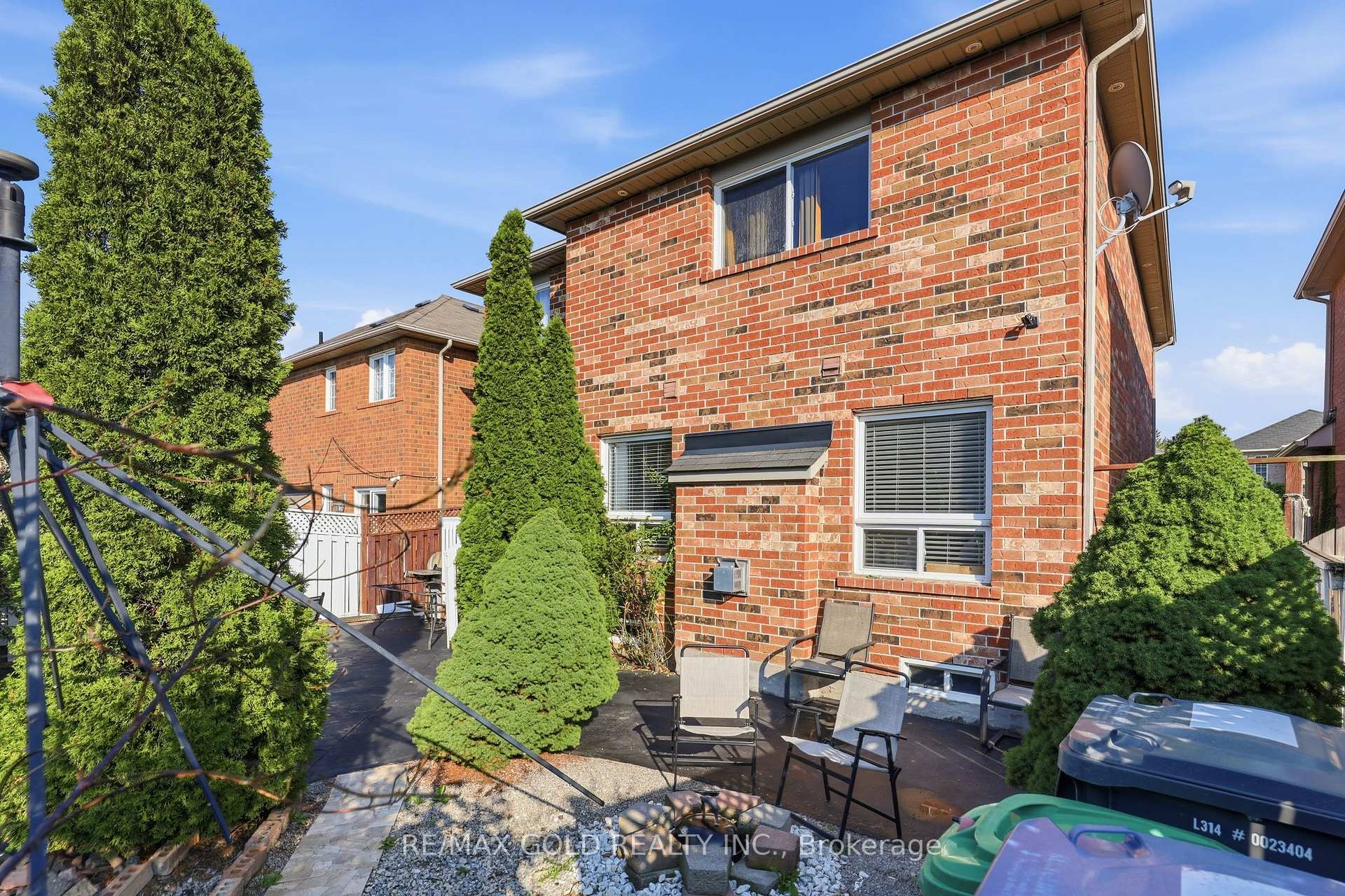 Photo 42 of 30 Schooner Drive, Brampton, Fletcher's Meadow — HOMEH