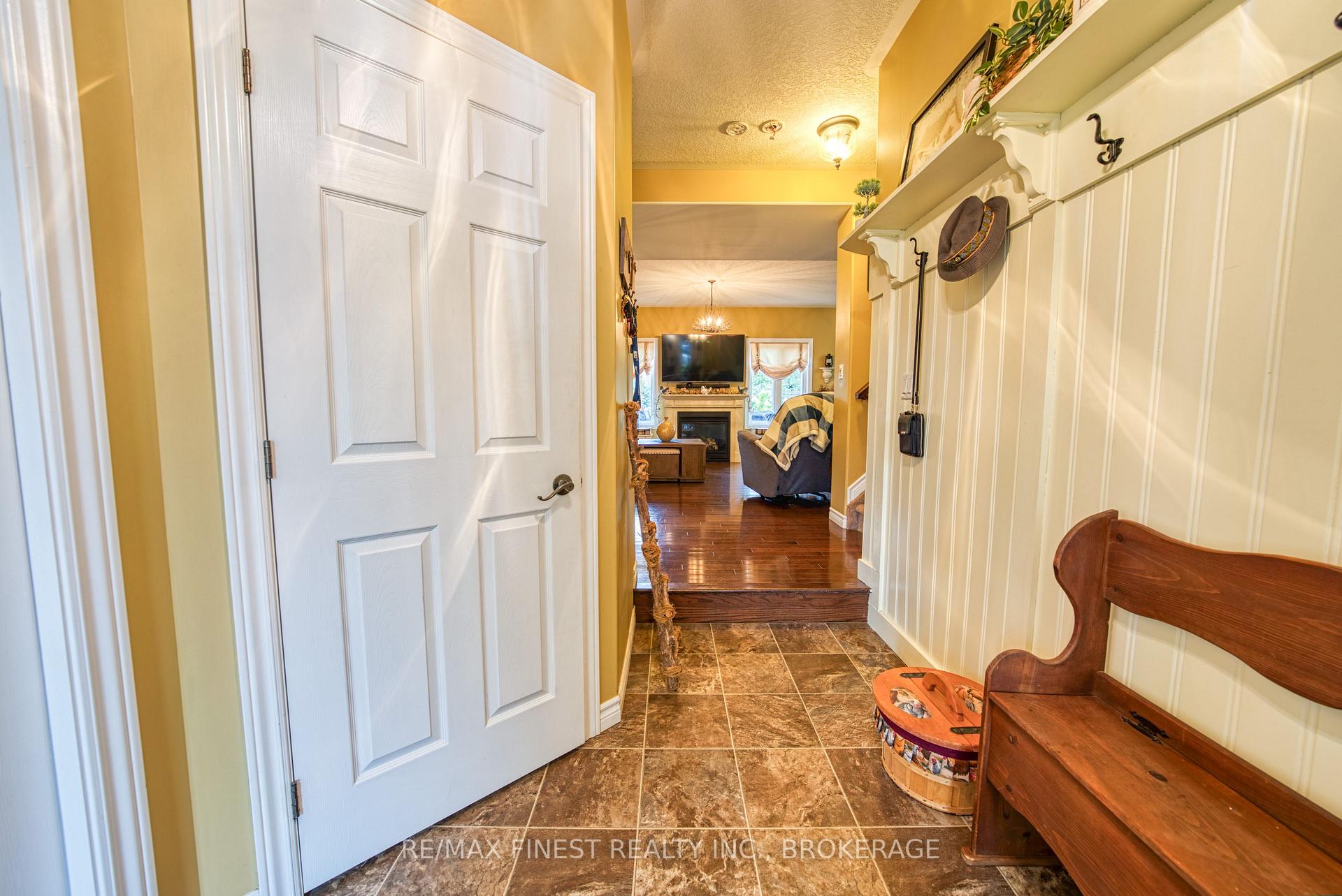 Photo 3 of 108 Mcdonough Crescent, Loyalist, Amherstview — HOMEH