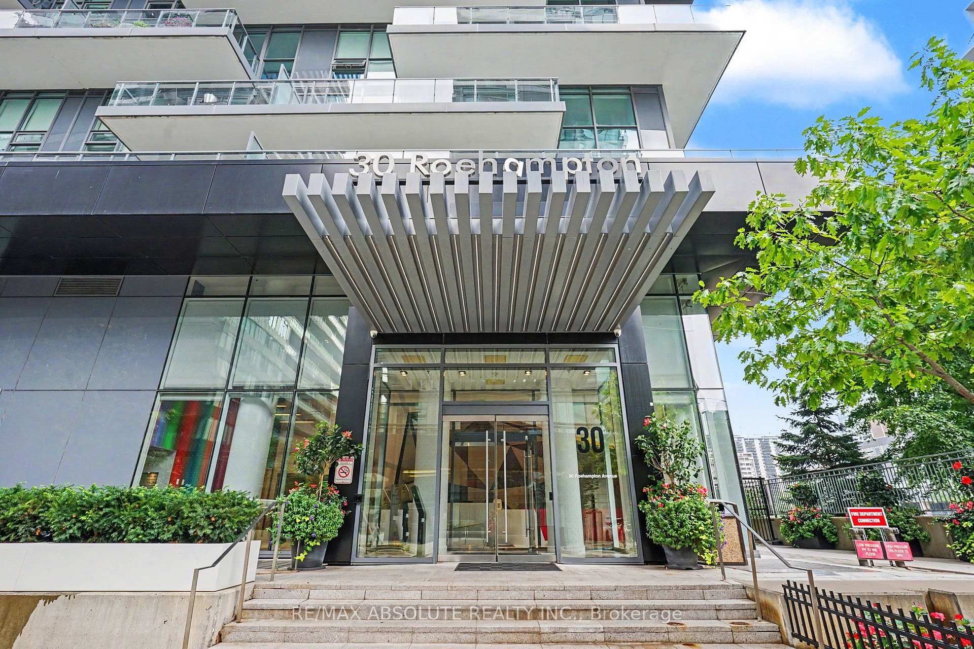 Photo 2 of Unit 2809, 30 Roehampton Avenue, Toronto, Mount Pleasant West — HOMEH