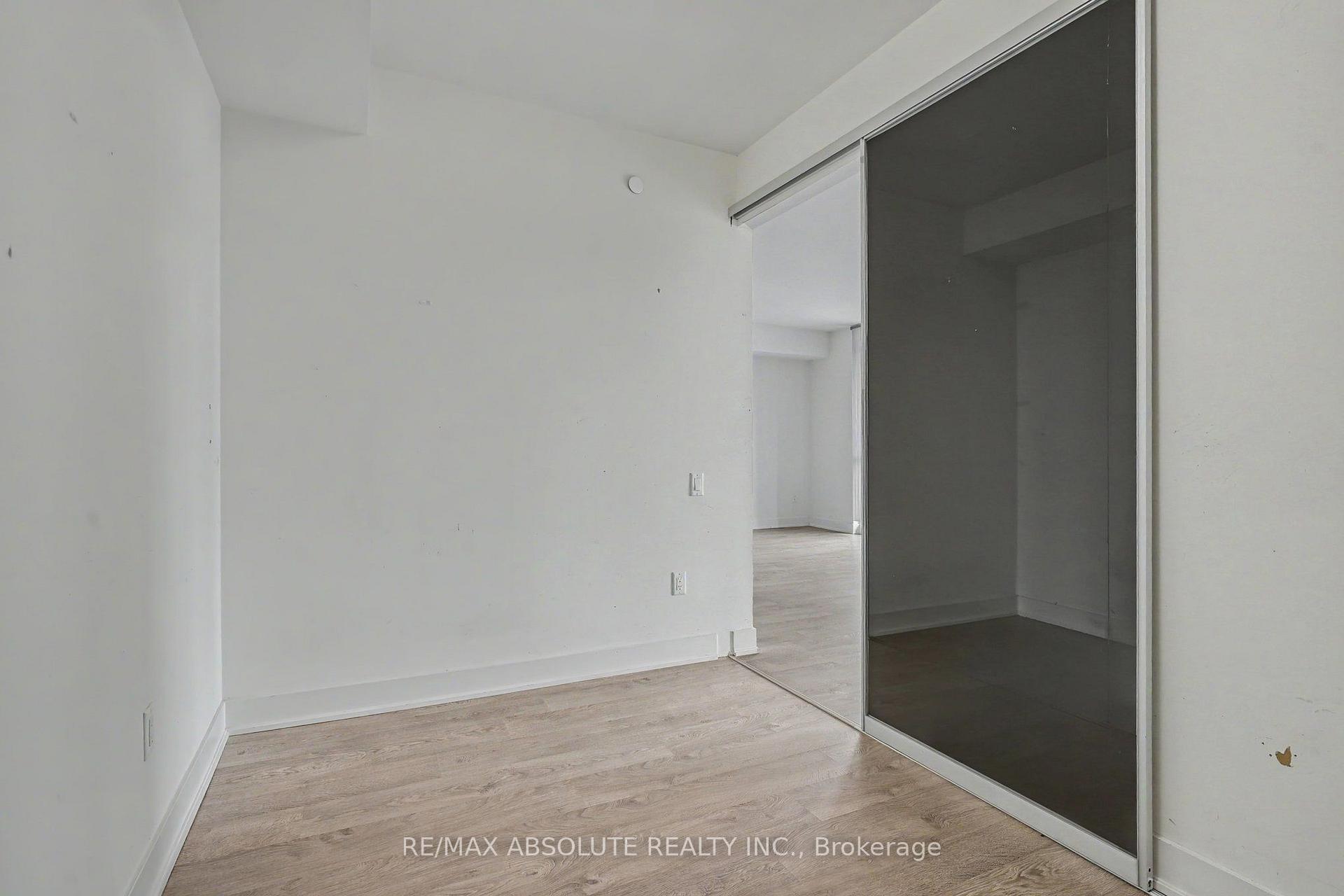 Photo 12 of Unit 2809, 30 Roehampton Avenue, Toronto, Mount Pleasant West — HOMEH
