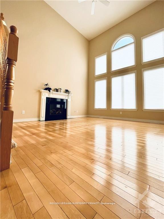 Photo 7 of 195 Keyrock Drive, Ottawa, Kanata - Kanata Lakes/Heritage Hills — HOMEH