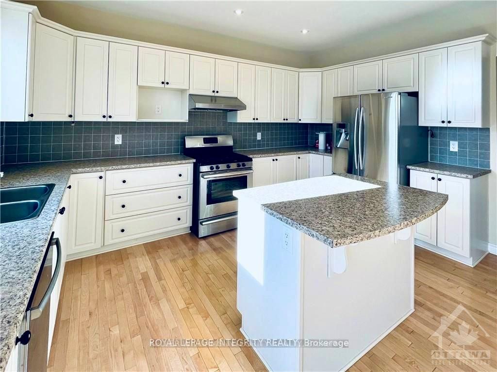 Photo 15 of 195 Keyrock Drive, Ottawa, Kanata - Kanata Lakes/Heritage Hills — HOMEH