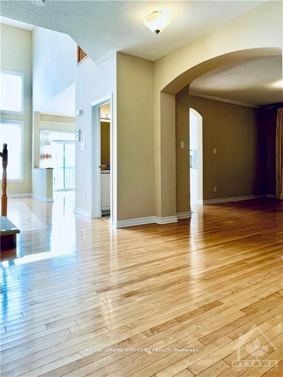 Photo 19 of 195 Keyrock Drive, Ottawa, Kanata - Kanata Lakes/Heritage Hills — HOMEH