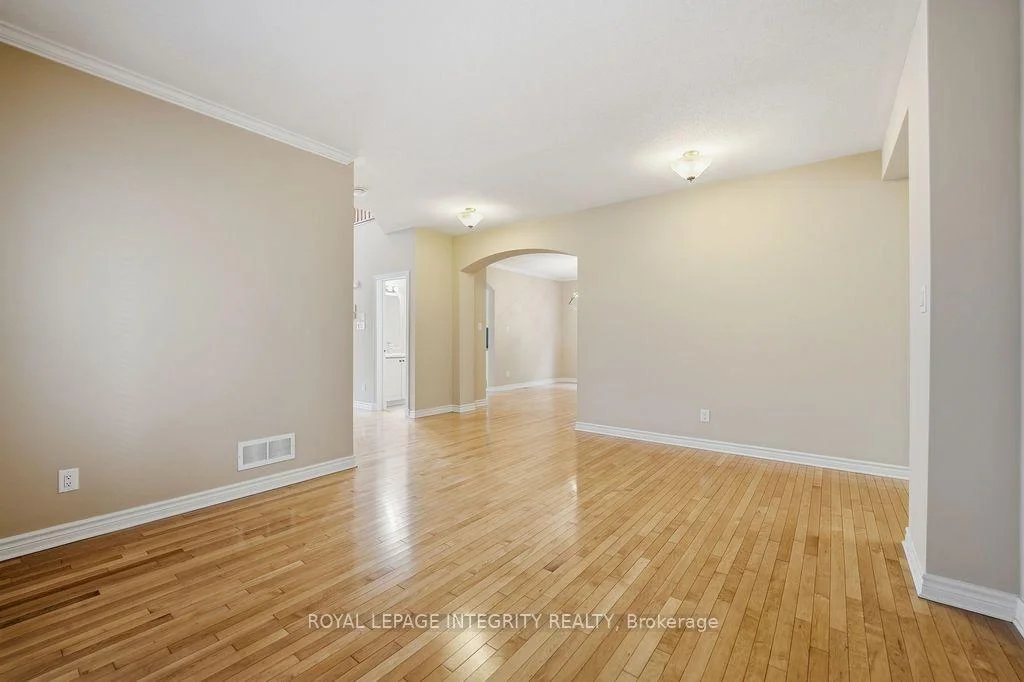 Photo 18 of 195 Keyrock Drive, Ottawa, Kanata - Kanata Lakes/Heritage Hills — HOMEH