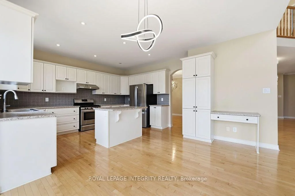 Photo 40 of 195 Keyrock Drive, Ottawa, Kanata - Kanata Lakes/Heritage Hills — HOMEH