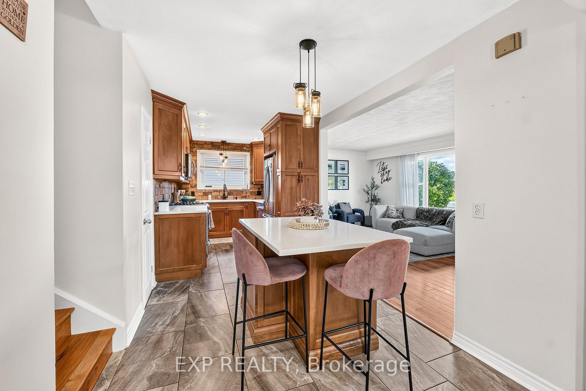 Photo 8 of 111 Concession Road, Fort Erie, Central — HOMEH