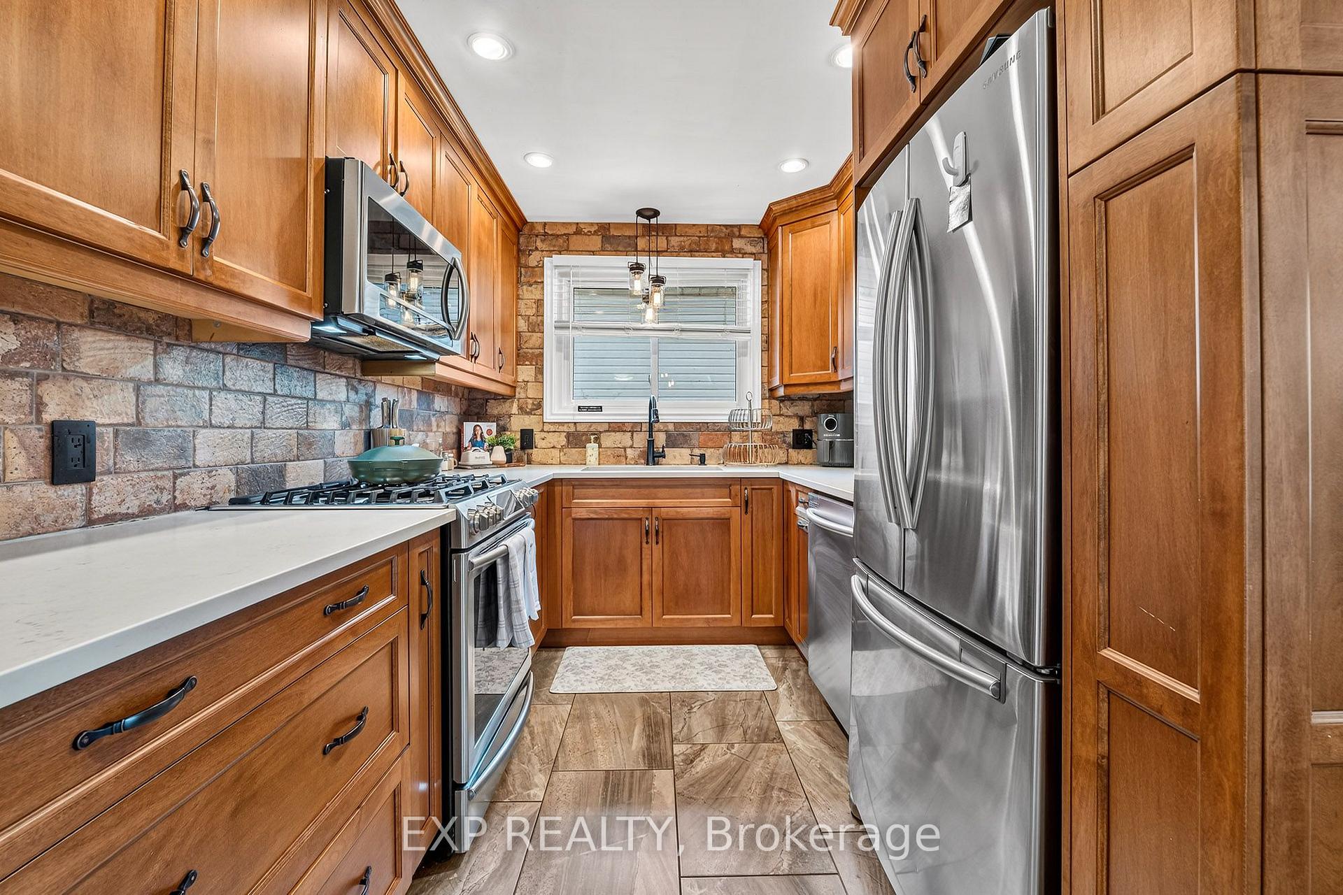 Photo 10 of 111 Concession Road, Fort Erie, Central — HOMEH
