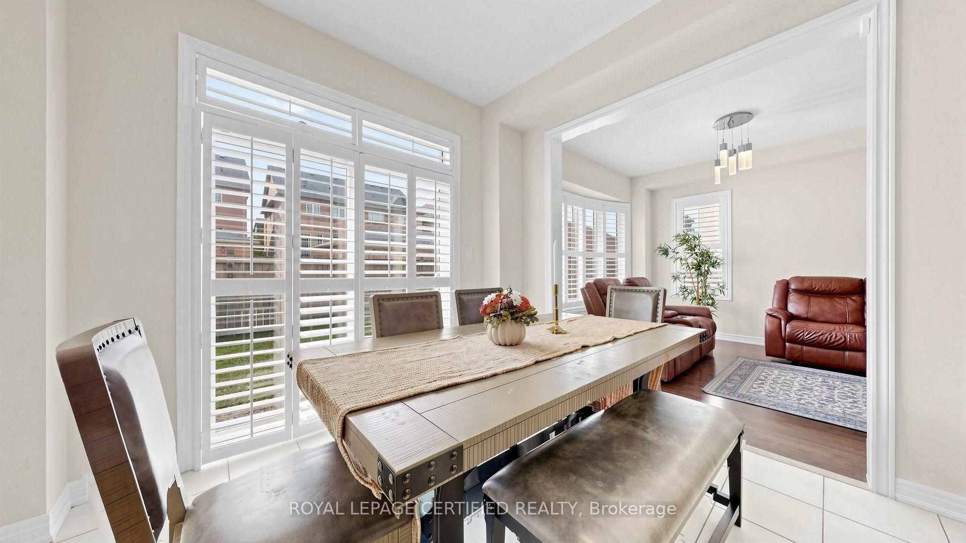 Photo 8 of 5576 Meadowcrest Avenue, Mississauga, Churchill Meadows — HOMEH