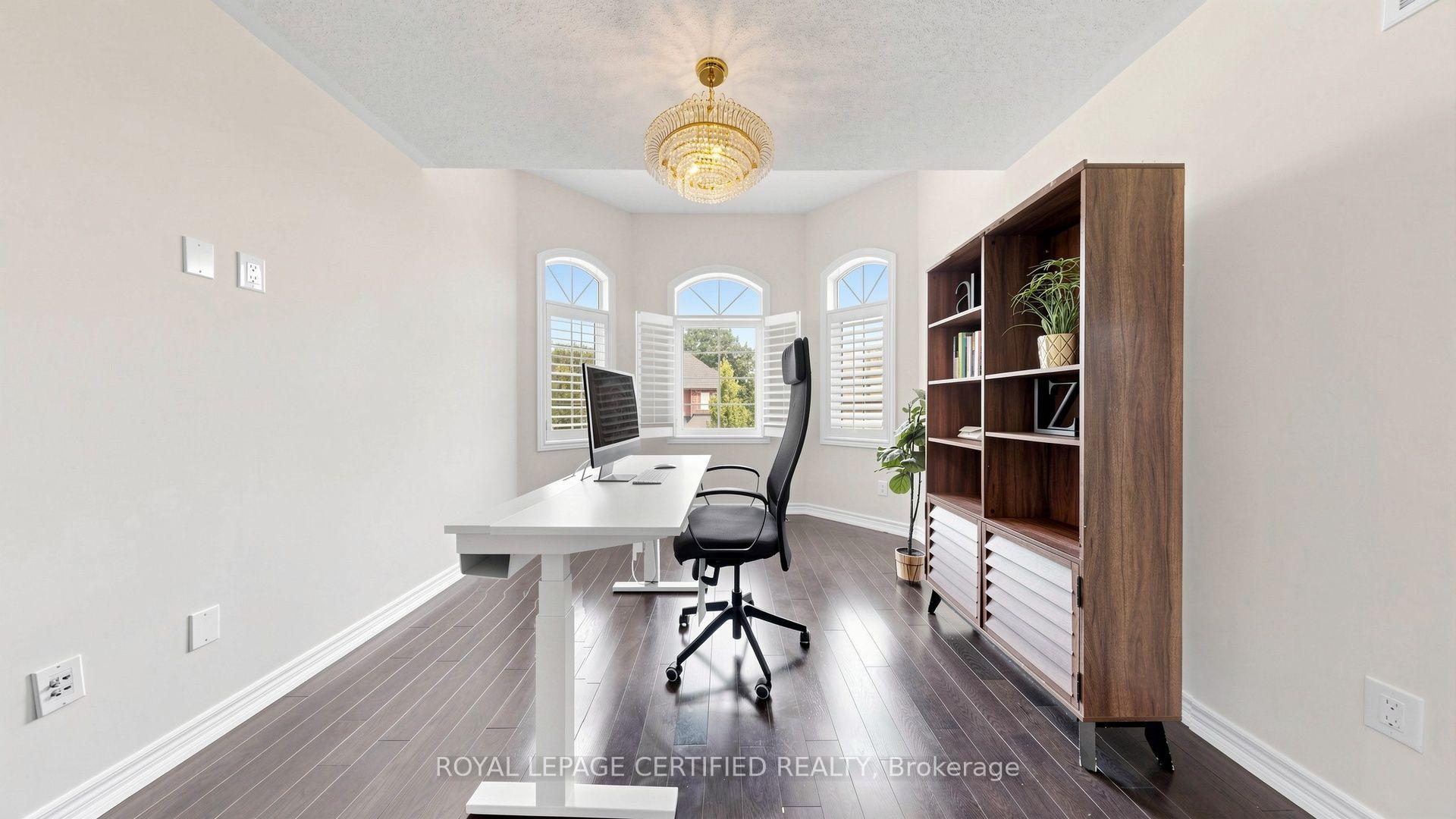 Photo 13 of 5576 Meadowcrest Avenue, Mississauga, Churchill Meadows — HOMEH