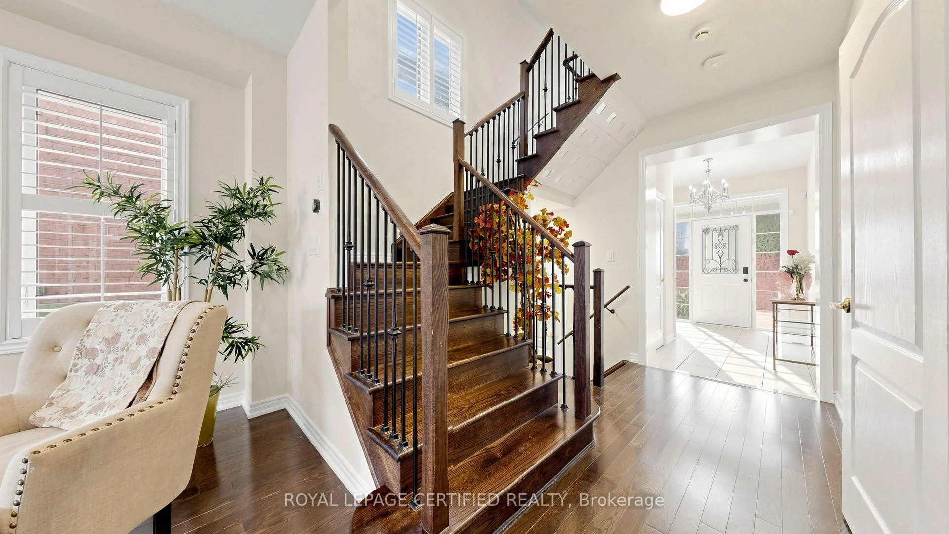 Photo 12 of 5576 Meadowcrest Avenue, Mississauga, Churchill Meadows — HOMEH
