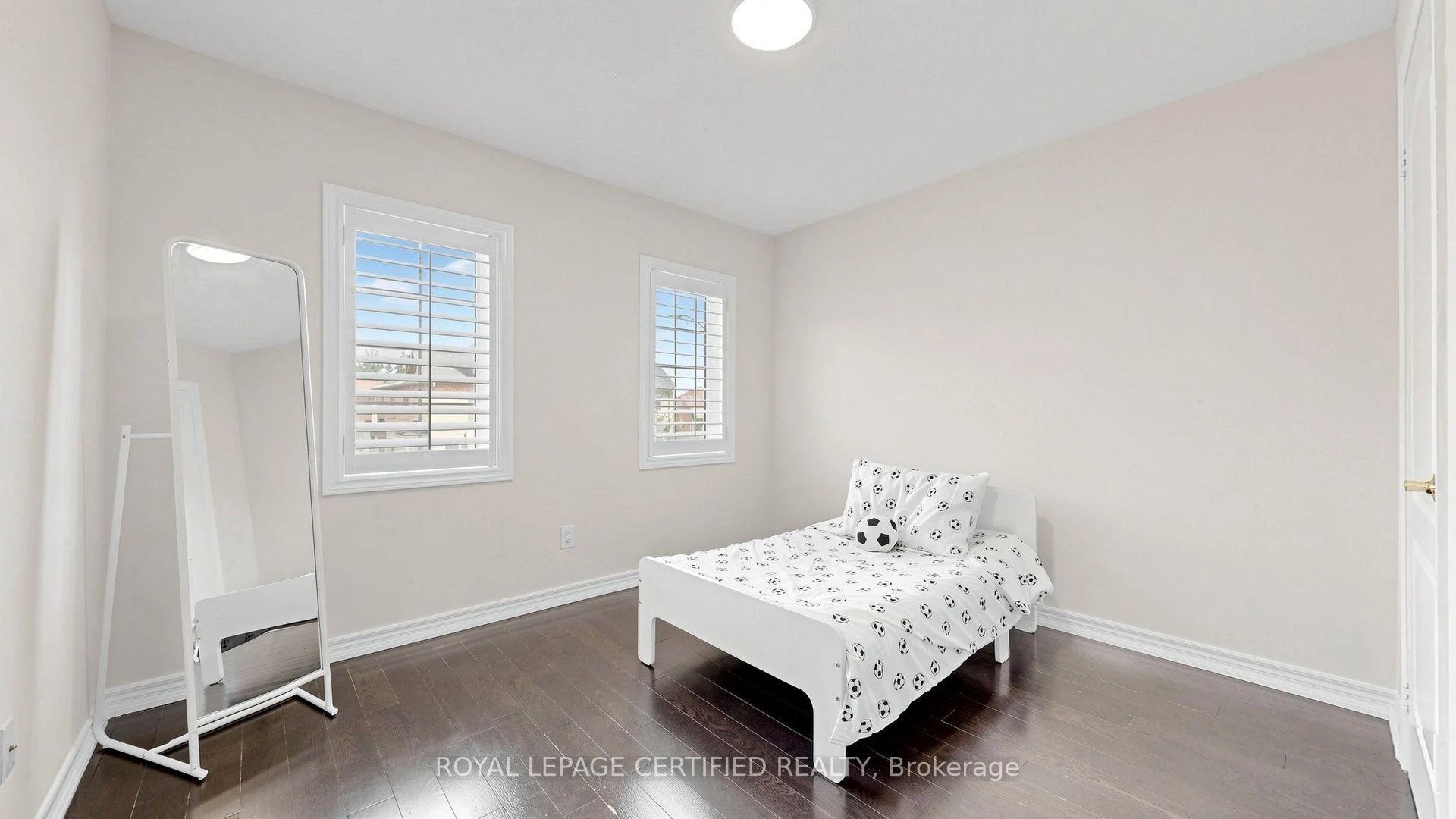 Photo 18 of 5576 Meadowcrest Avenue, Mississauga, Churchill Meadows — HOMEH