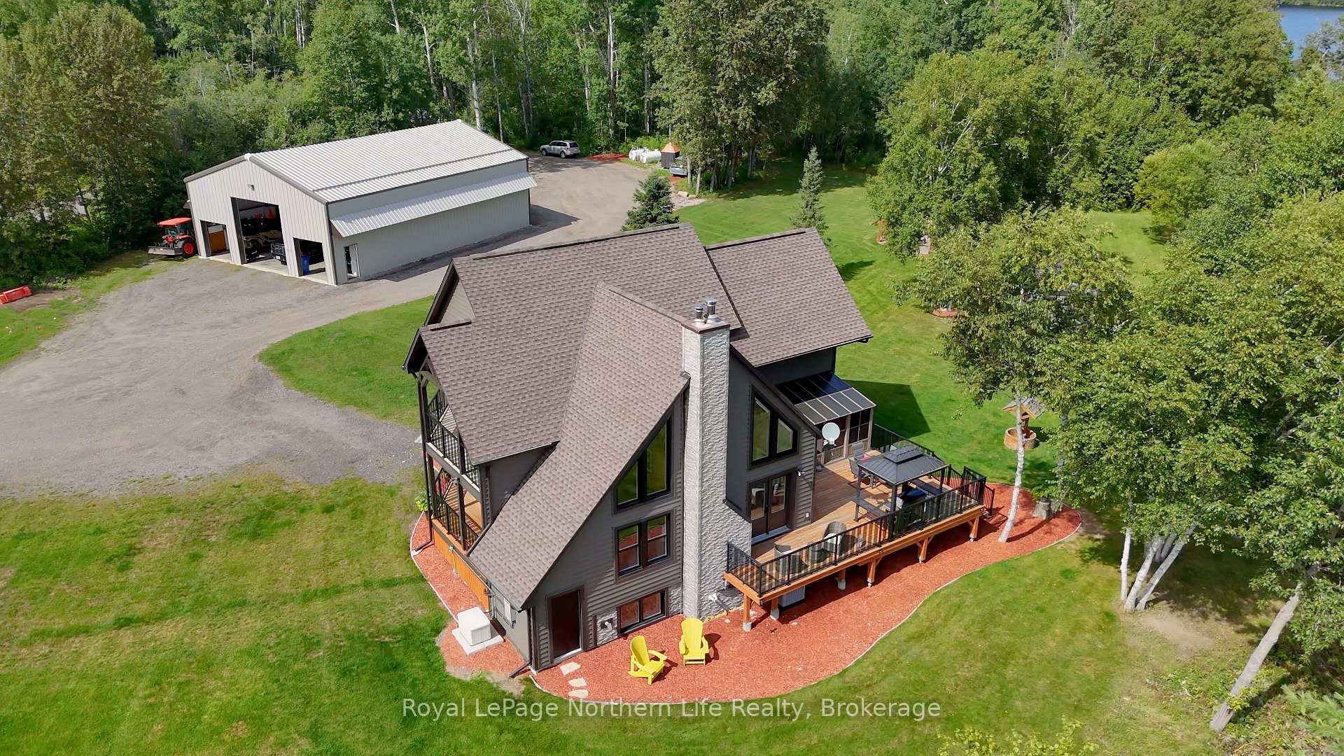 Photo 4 of 33 White Bear Court, Temagami — HOMEH