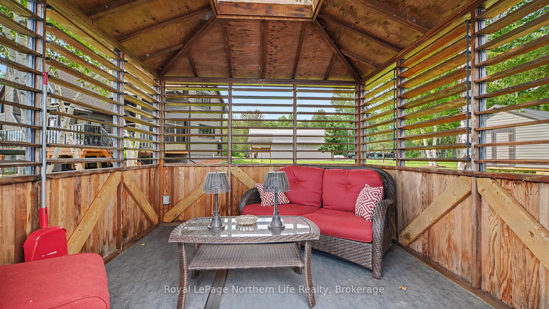 Photo 8 of 33 White Bear Court, Temagami — HOMEH