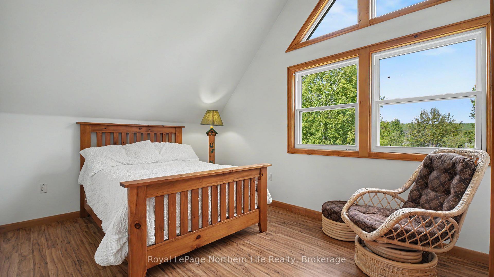 Photo 30 of 33 White Bear Court, Temagami — HOMEH