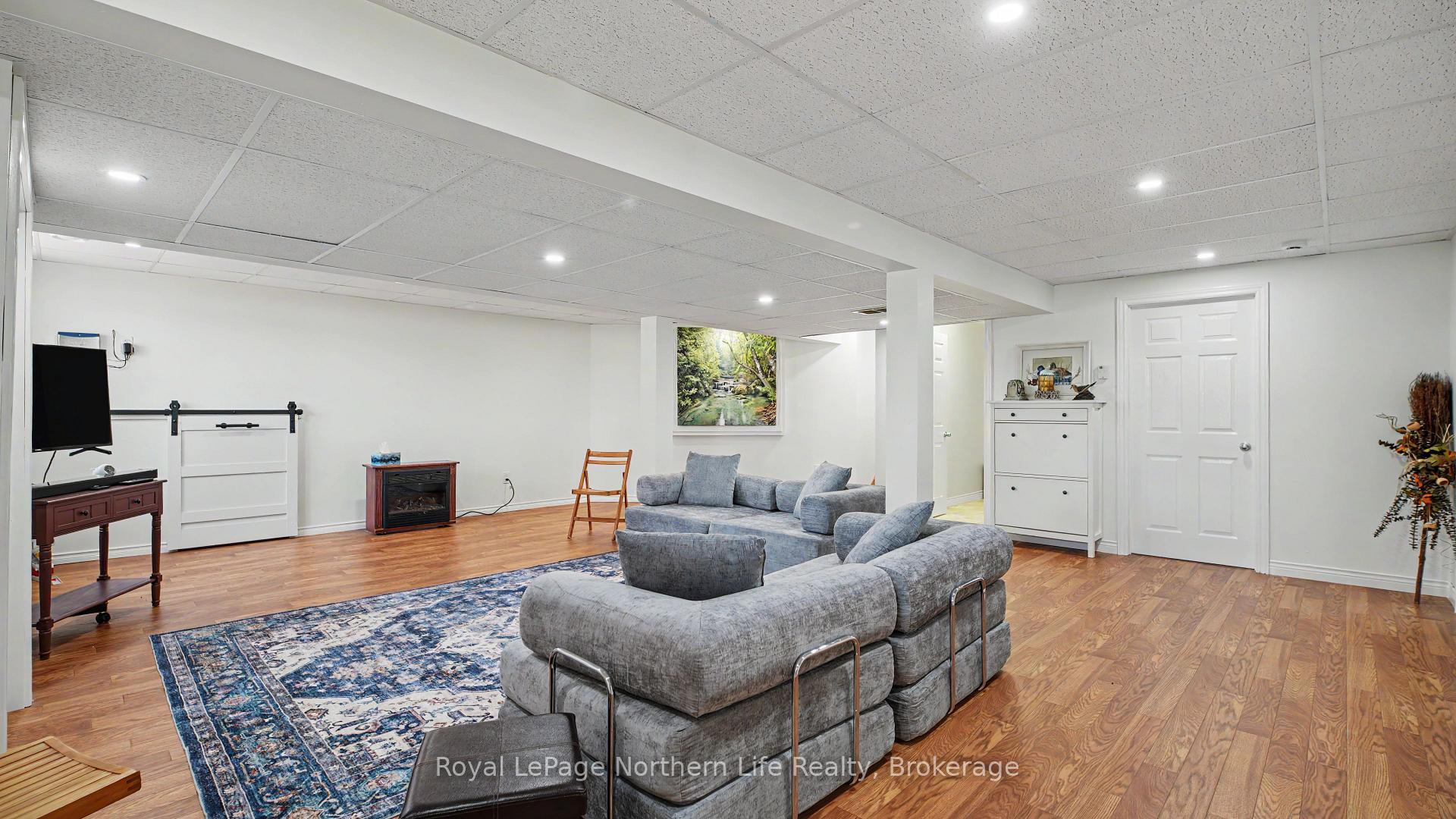 Photo 33 of 33 White Bear Court, Temagami — HOMEH