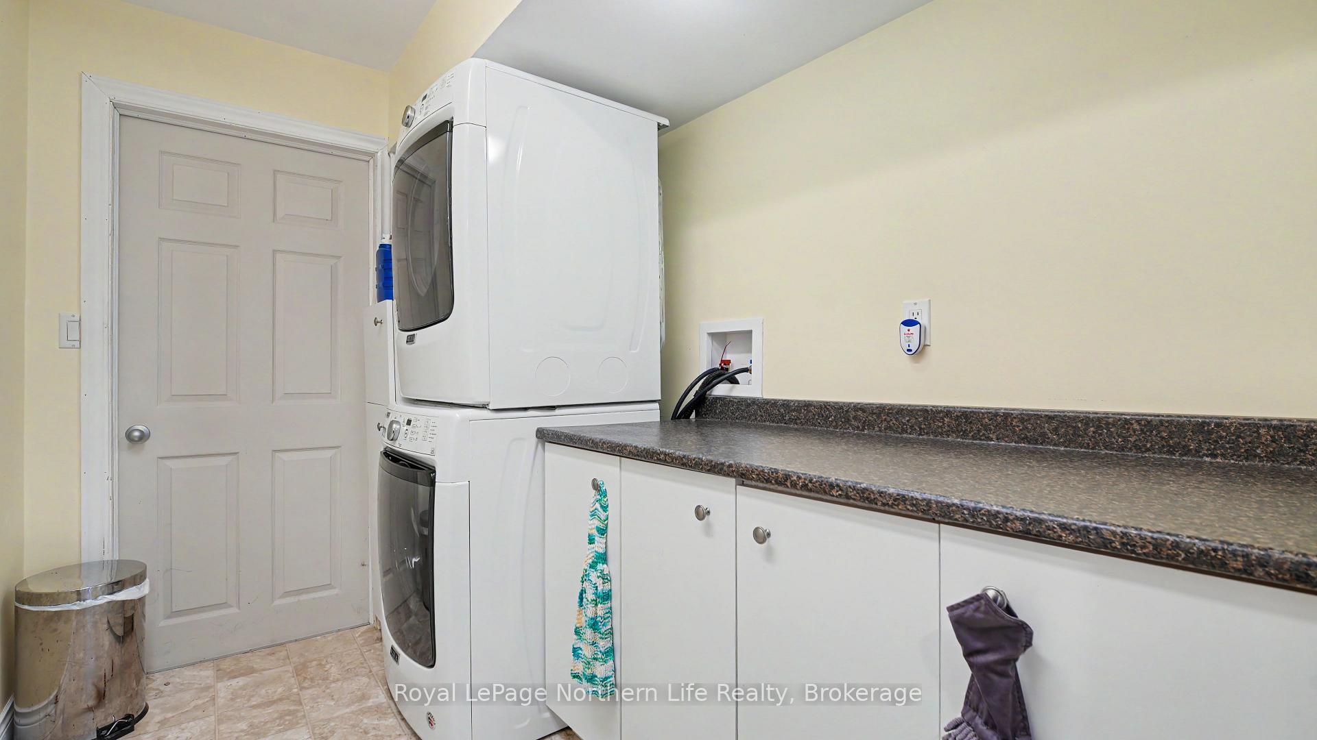 Photo 35 of 33 White Bear Court, Temagami — HOMEH