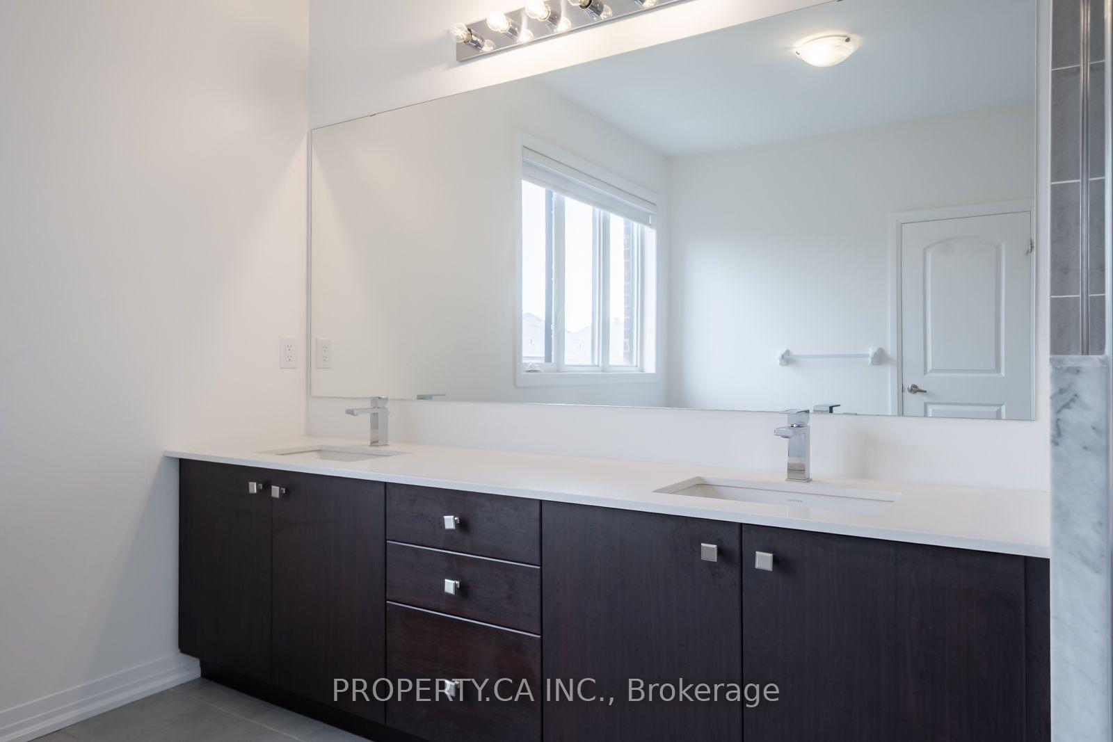 Photo 20 of 17 Jinnah Avenue, Markham, Middlefield — HOMEH