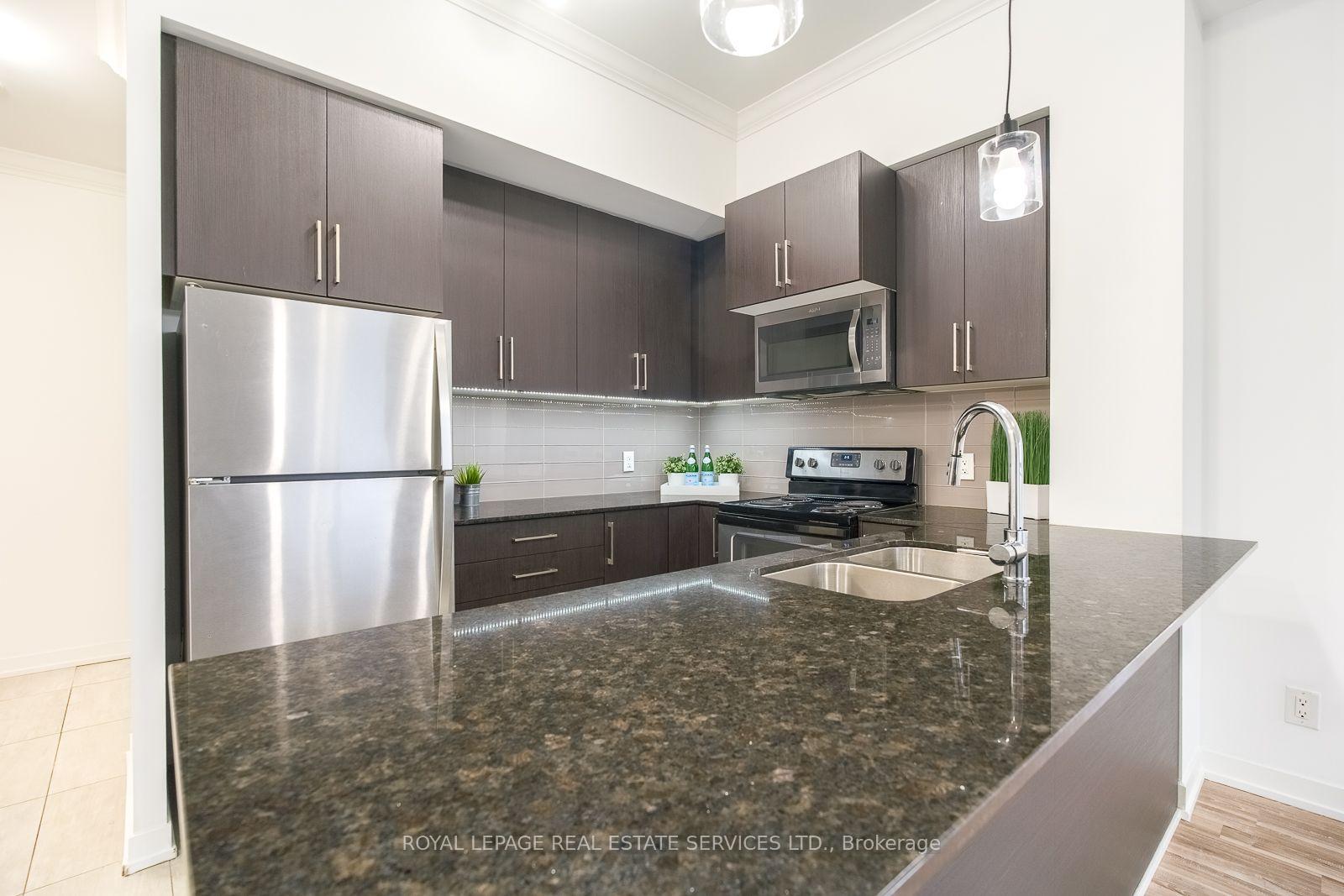 Photo 8 of Unit 1605, 840 Queens Plate Drive, Etobicoke, West Humber-Clairville — HOMEH