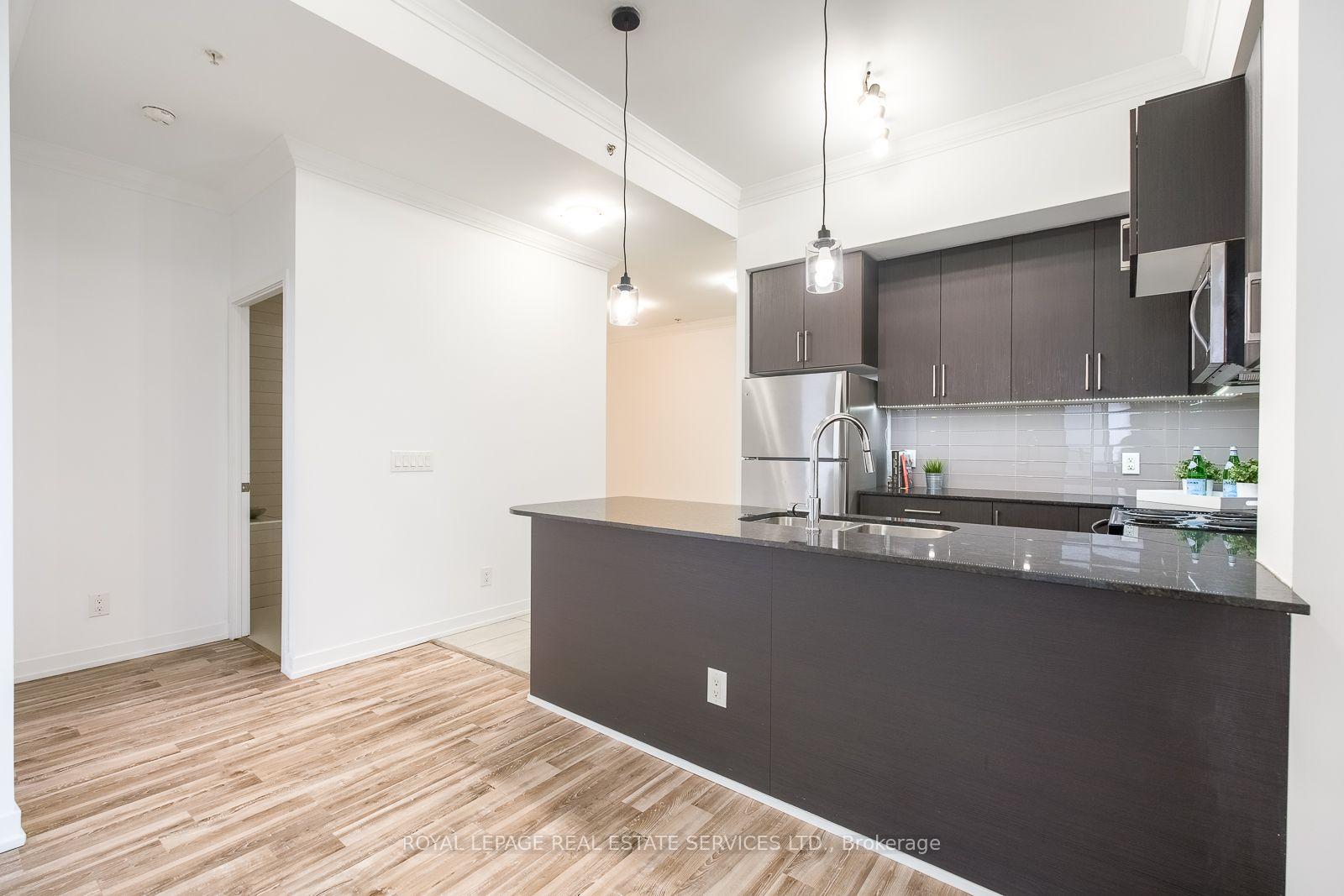Photo 9 of Unit 1605, 840 Queens Plate Drive, Etobicoke, West Humber-Clairville — HOMEH