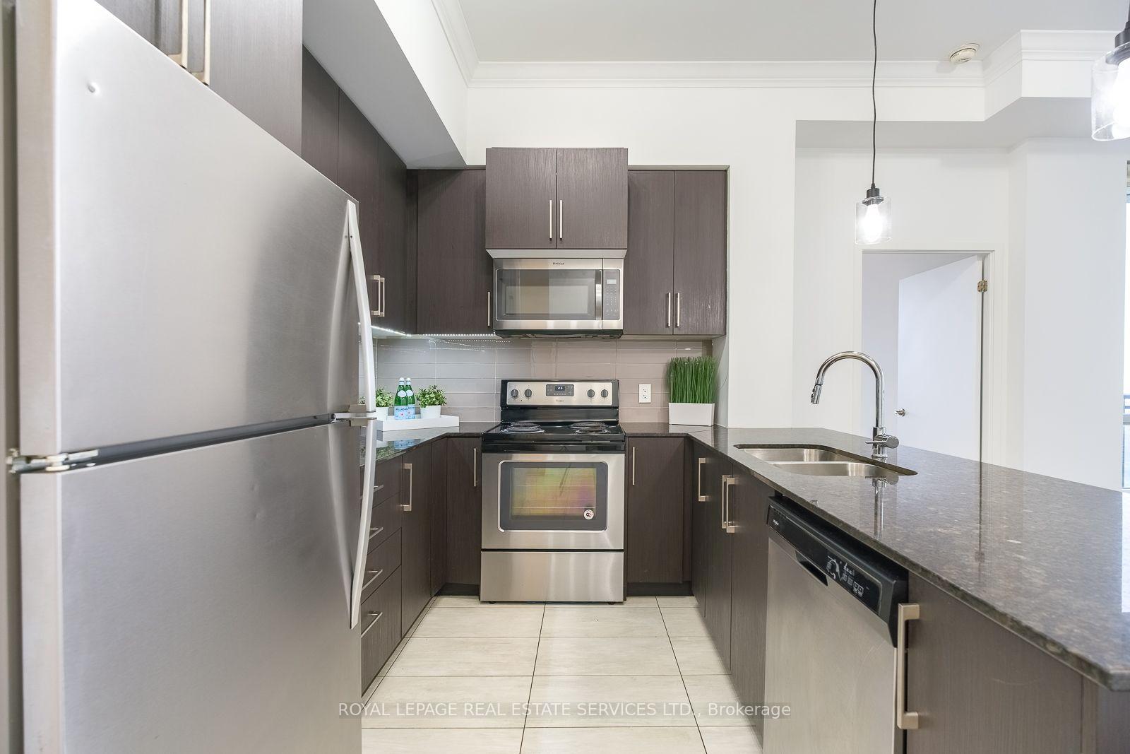 Photo 10 of Unit 1605, 840 Queens Plate Drive, Etobicoke, West Humber-Clairville — HOMEH