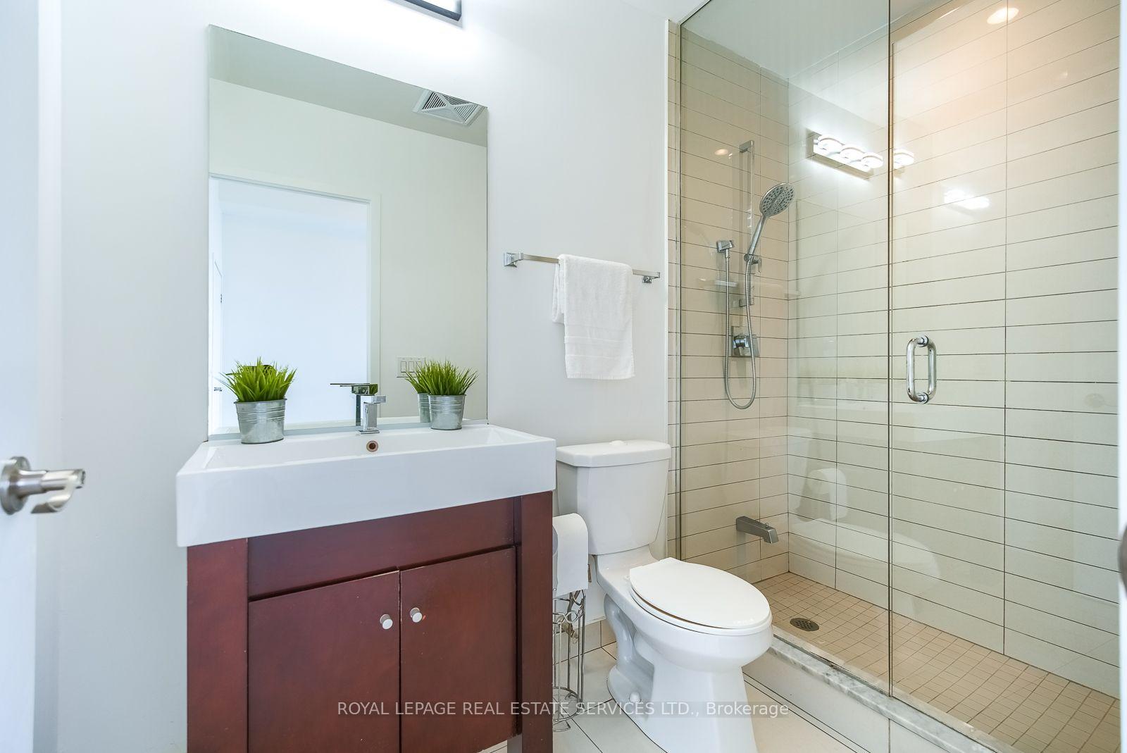 Photo 18 of Unit 1605, 840 Queens Plate Drive, Etobicoke, West Humber-Clairville — HOMEH
