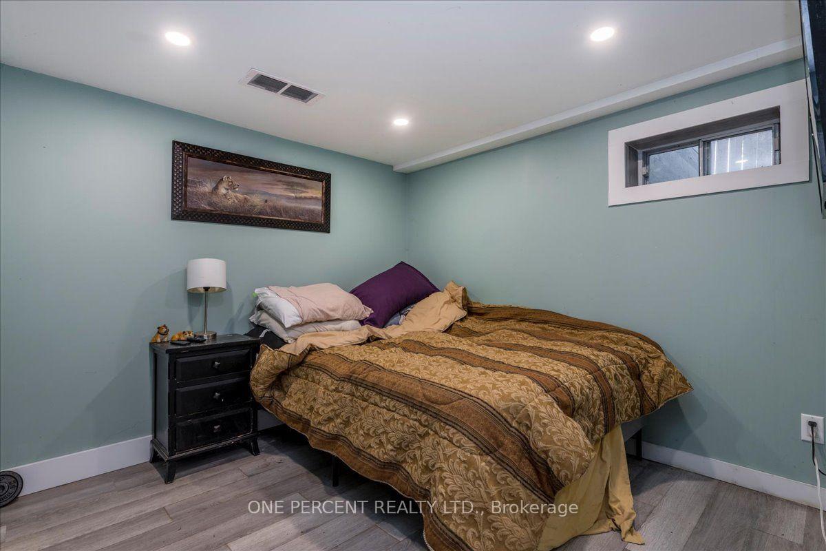Photo 8 of 224 Foster Drive, Barrie, Painswick North — HOMEH