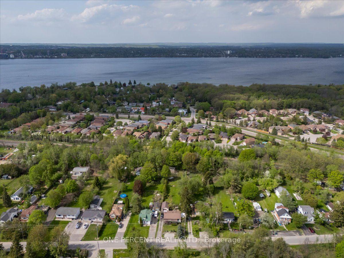 Photo 16 of 224 Foster Drive, Barrie, Painswick North — HOMEH