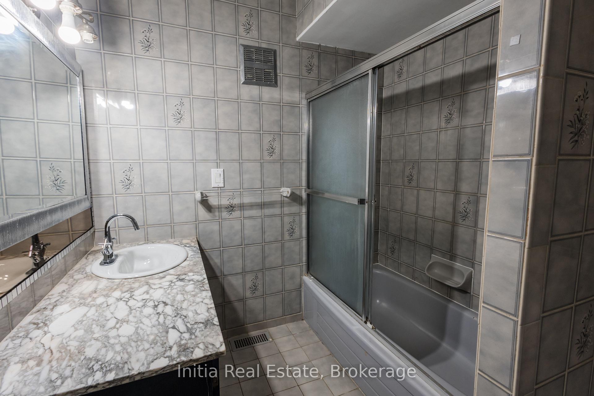 Photo 31 of 3400 St Patrick's Drive, Windsor — HOMEH
