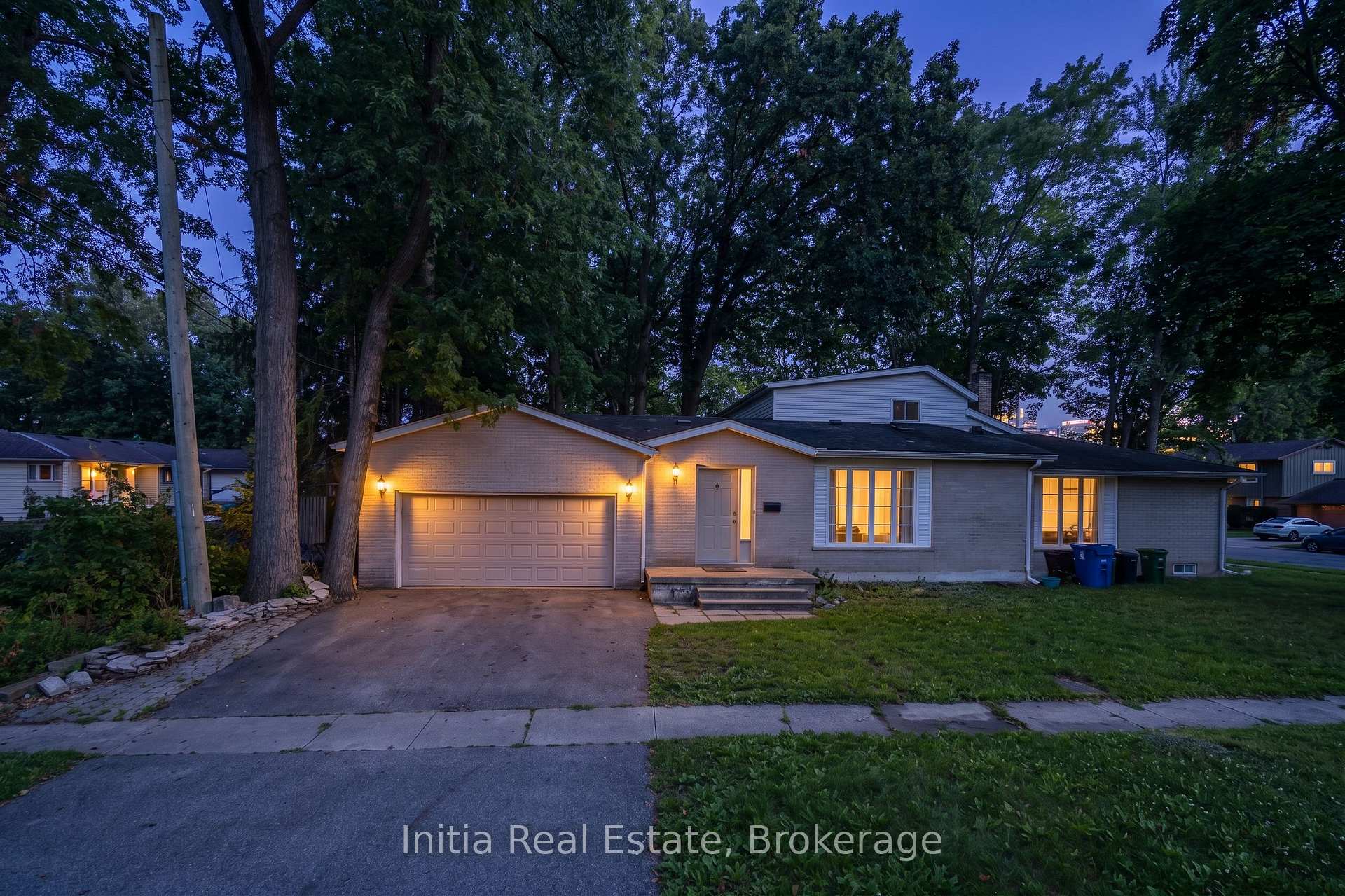Photo 7 of 3400 St Patrick's Drive, Windsor — HOMEH