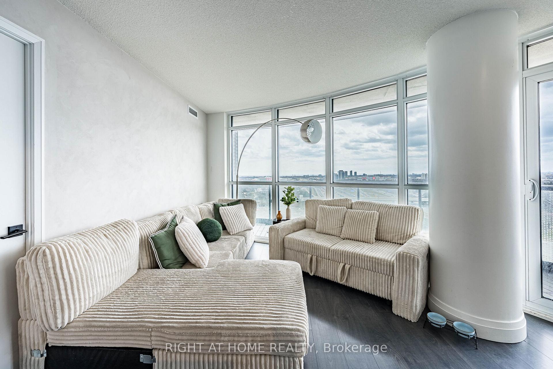 Photo 13 of Unit 1309, 30 gibbs Road, Etobicoke, Islington-City Centre West — HOMEH