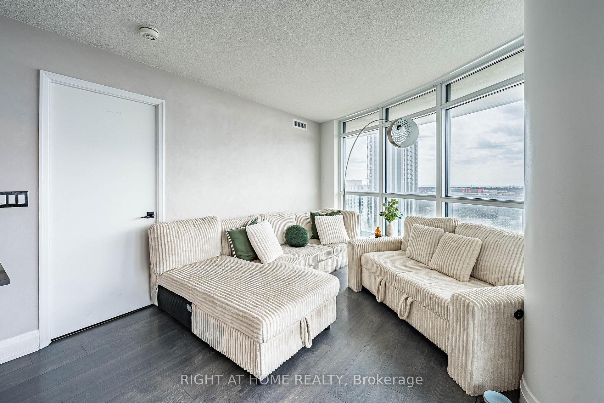 Photo 14 of Unit 1309, 30 gibbs Road, Etobicoke, Islington-City Centre West — HOMEH