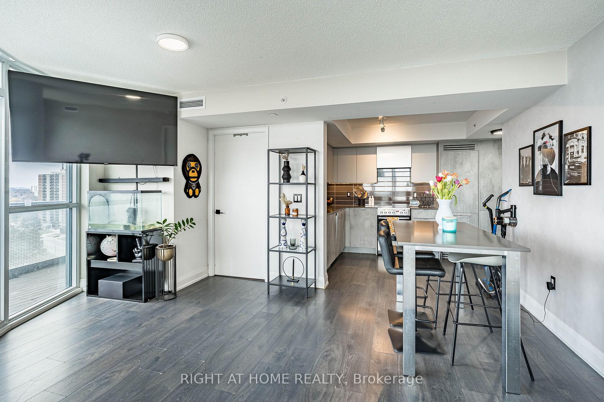 Photo 15 of Unit 1309, 30 gibbs Road, Etobicoke, Islington-City Centre West — HOMEH