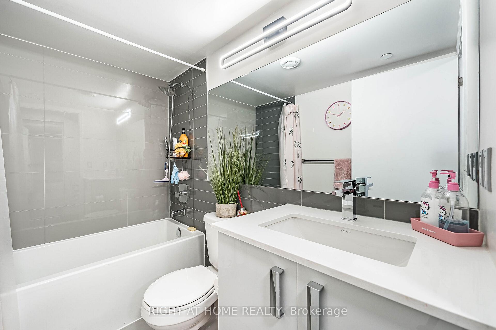 Photo 16 of Unit 1309, 30 gibbs Road, Etobicoke, Islington-City Centre West — HOMEH