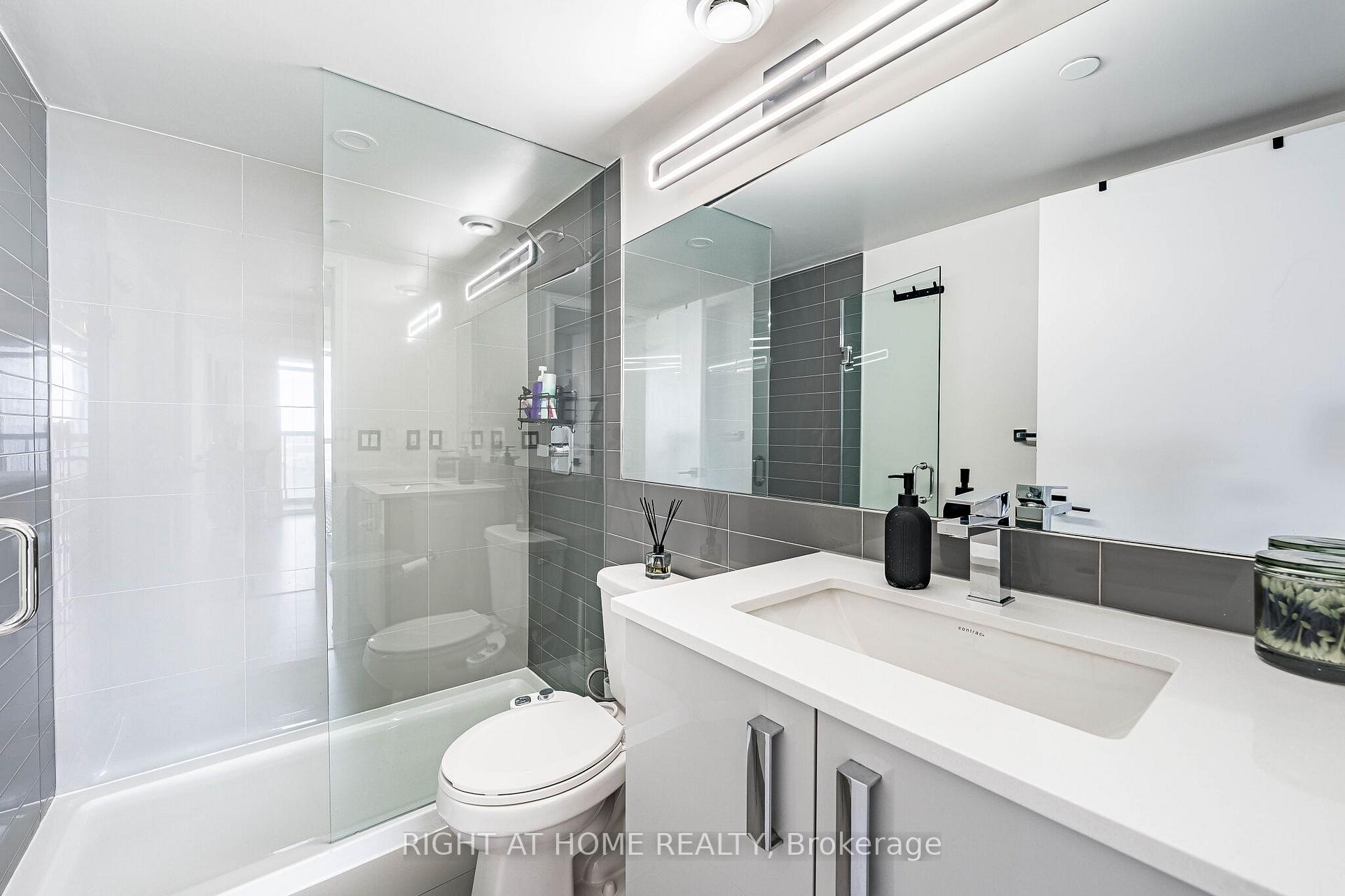 Photo 24 of Unit 1309, 30 gibbs Road, Etobicoke, Islington-City Centre West — HOMEH