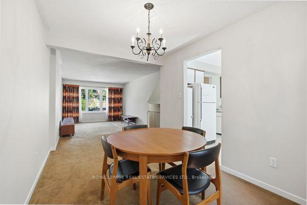 Photo 21 of 29 Silver Shadow Path, Etobicoke, Markland Wood — HOMEH