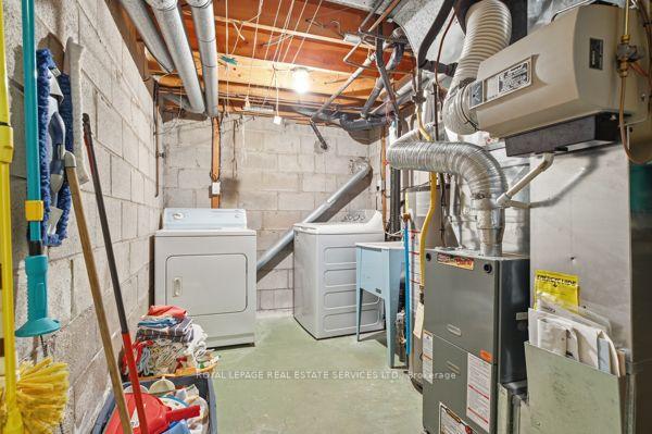 Photo 41 of 29 Silver Shadow Path, Etobicoke, Markland Wood — HOMEH
