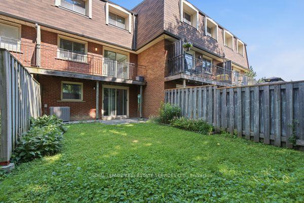 Photo 44 of 29 Silver Shadow Path, Etobicoke, Markland Wood — HOMEH