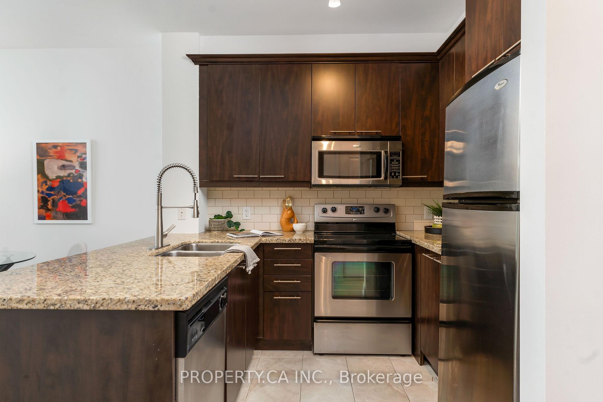 Photo 7 of Unit 1004, 88 Broadway Avenue, Toronto, Mount Pleasant West — HOMEH