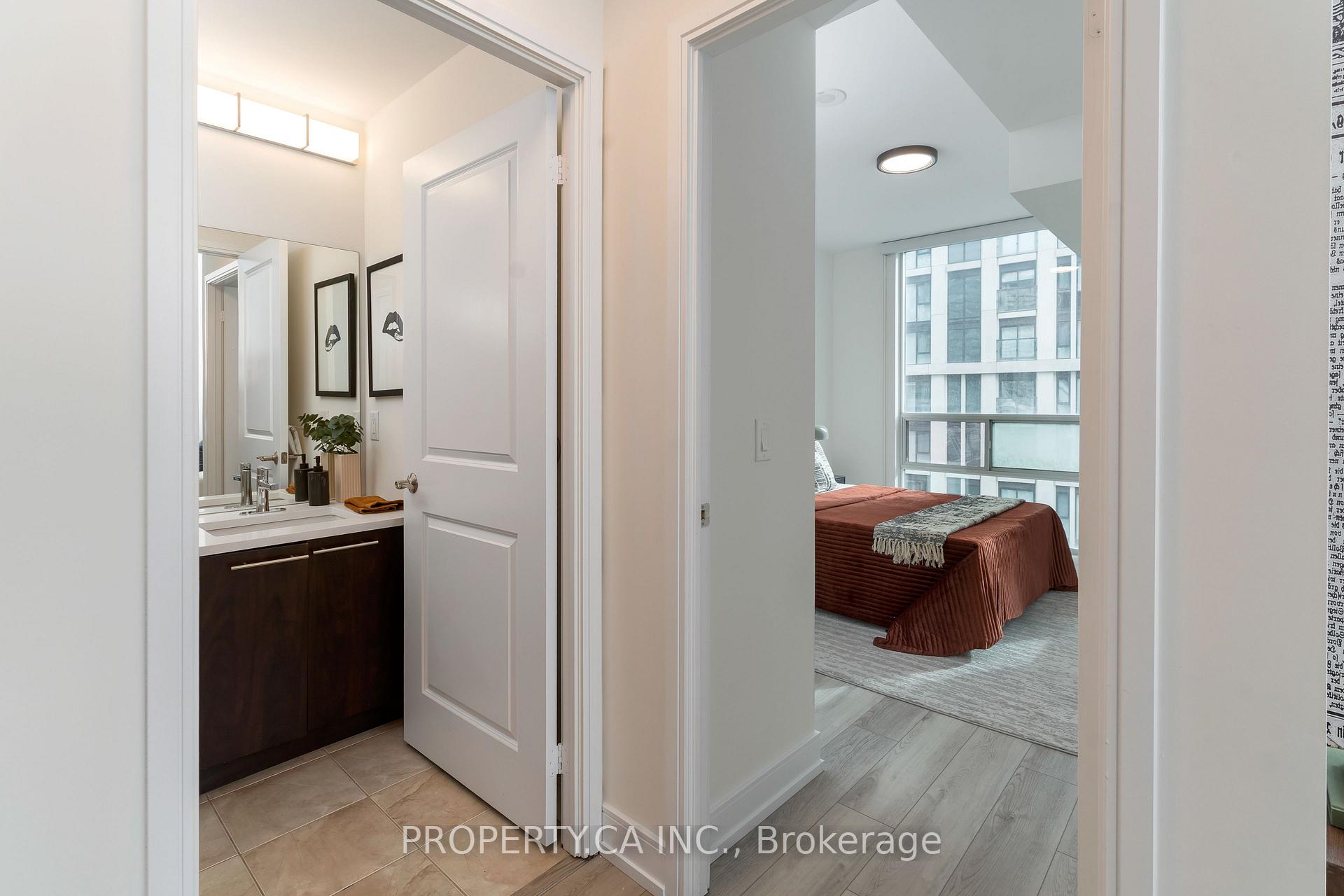 Photo 9 of Unit 1004, 88 Broadway Avenue, Toronto, Mount Pleasant West — HOMEH