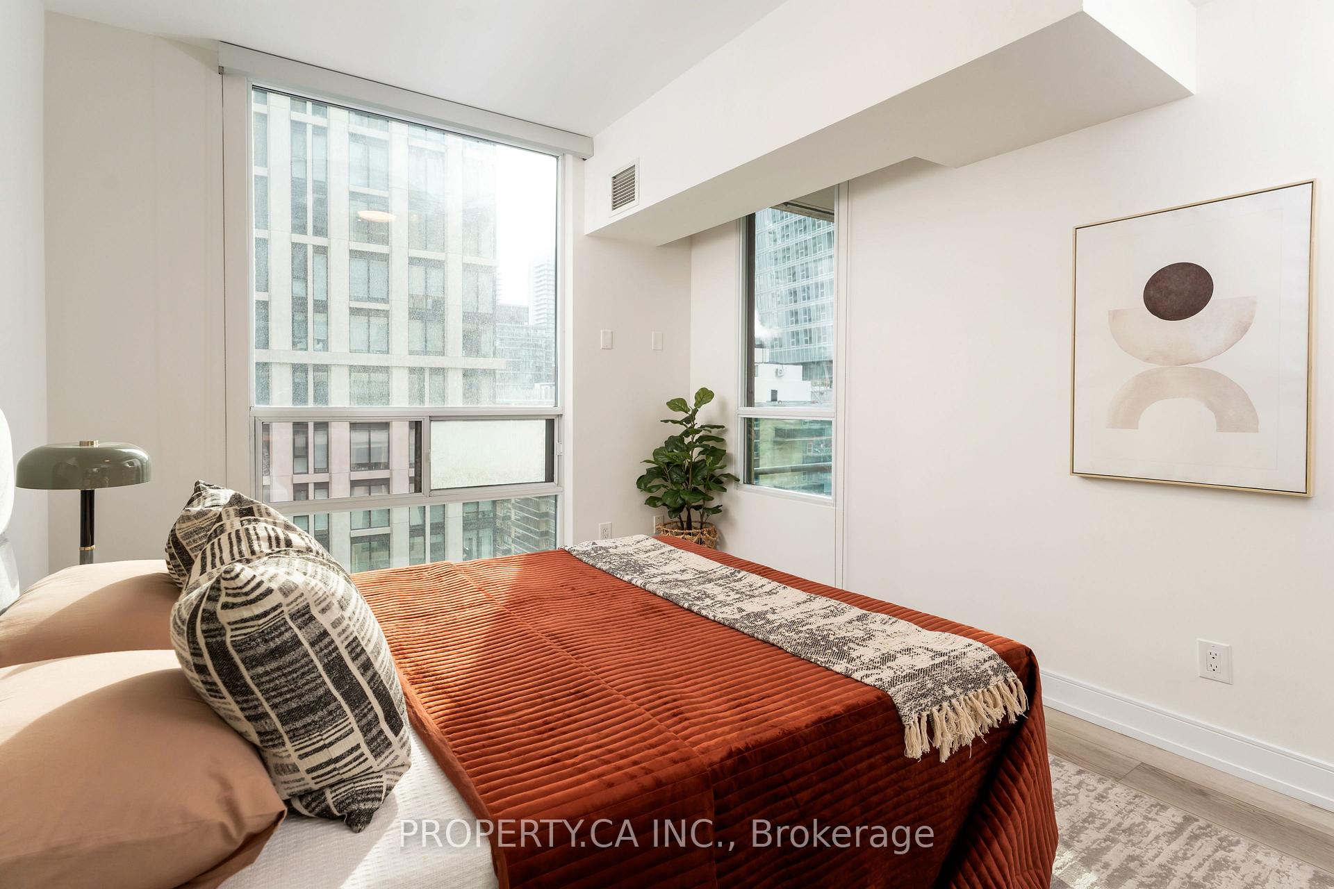 Photo 11 of Unit 1004, 88 Broadway Avenue, Toronto, Mount Pleasant West — HOMEH
