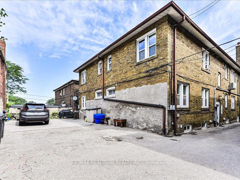 Photo 15 of Unit 3, 1130 Avenue Road, Toronto, Lawrence Park South — HOMEH