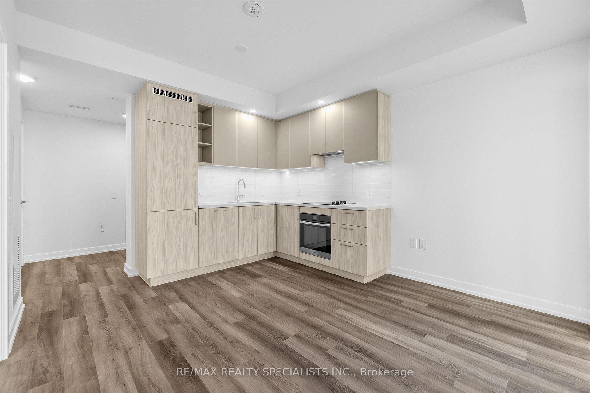 Photo 6 of Unit 1506, 21 Meadowdale Road, Vaughan, Vaughan Corporate Centre — HOMEH