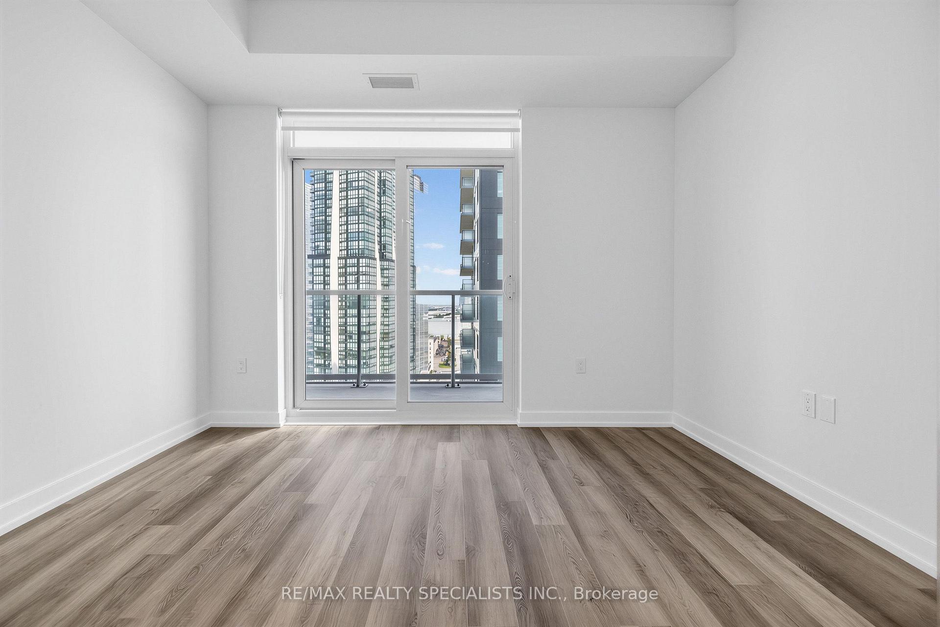 Photo 15 of Unit 1506, 21 Meadowdale Road, Vaughan, Vaughan Corporate Centre — HOMEH