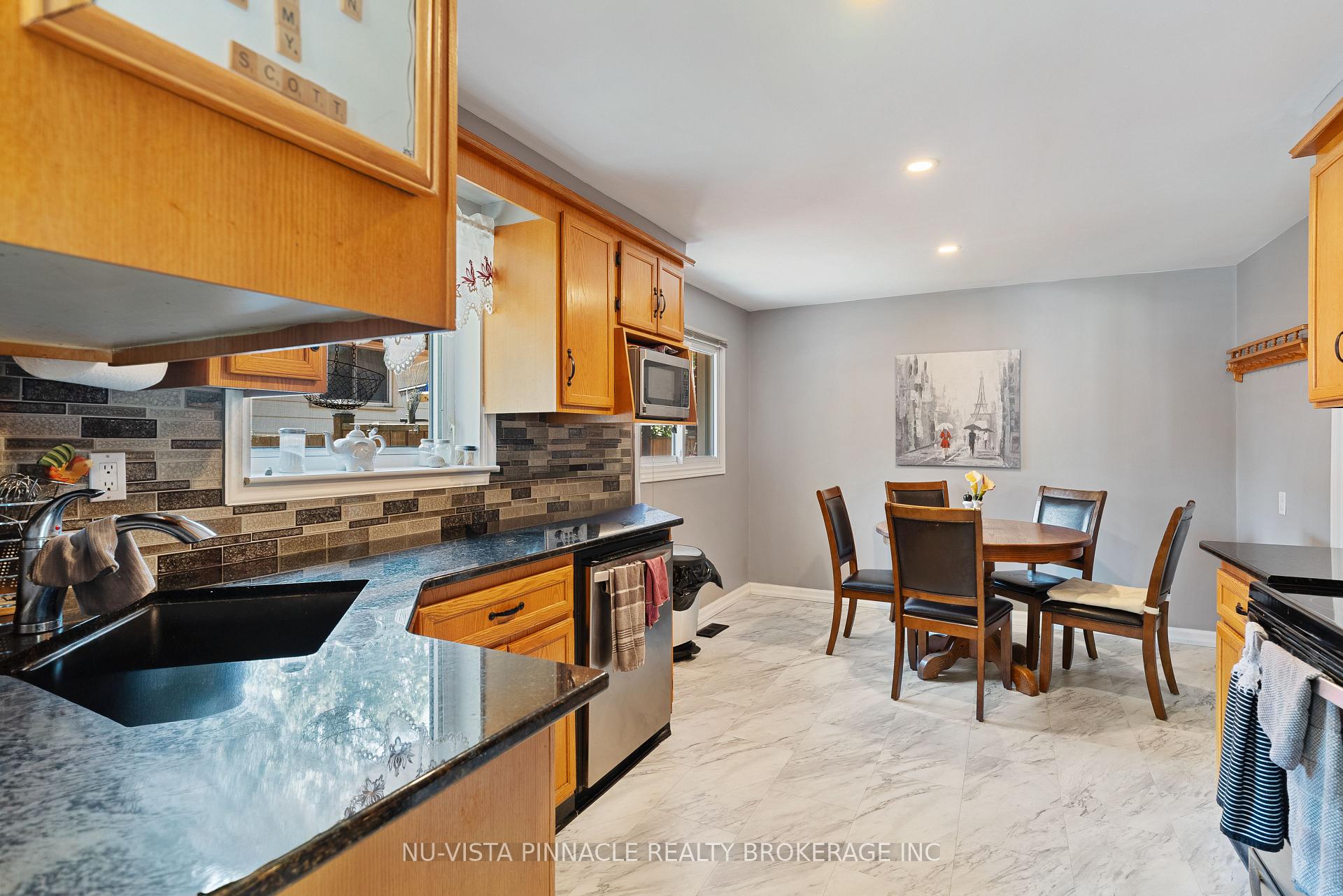 Photo 14 of 56 Kintail Crescent, London, South Y — HOMEH