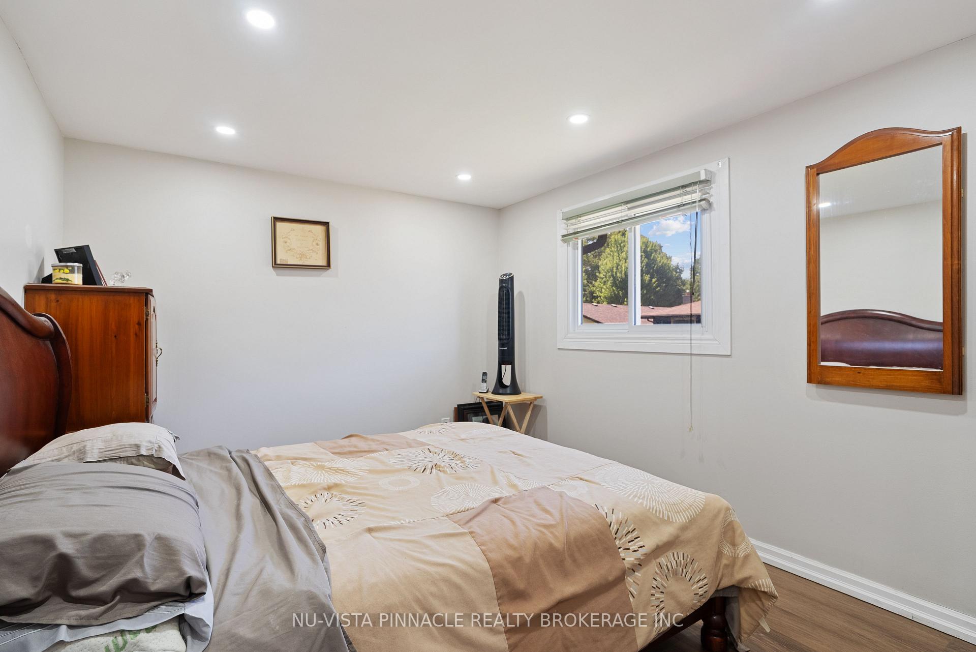 Photo 19 of 56 Kintail Crescent, London, South Y — HOMEH