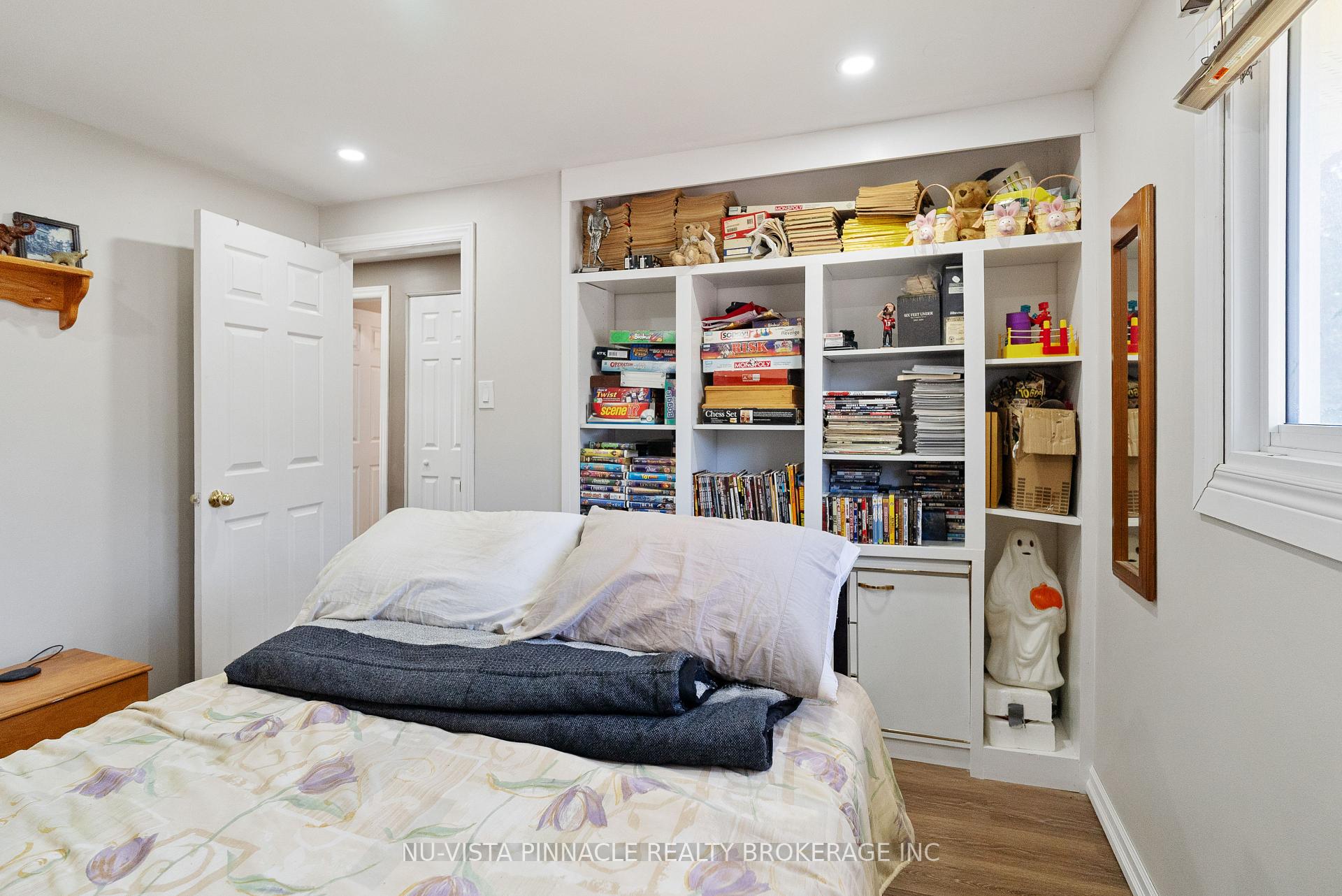 Photo 21 of 56 Kintail Crescent, London, South Y — HOMEH