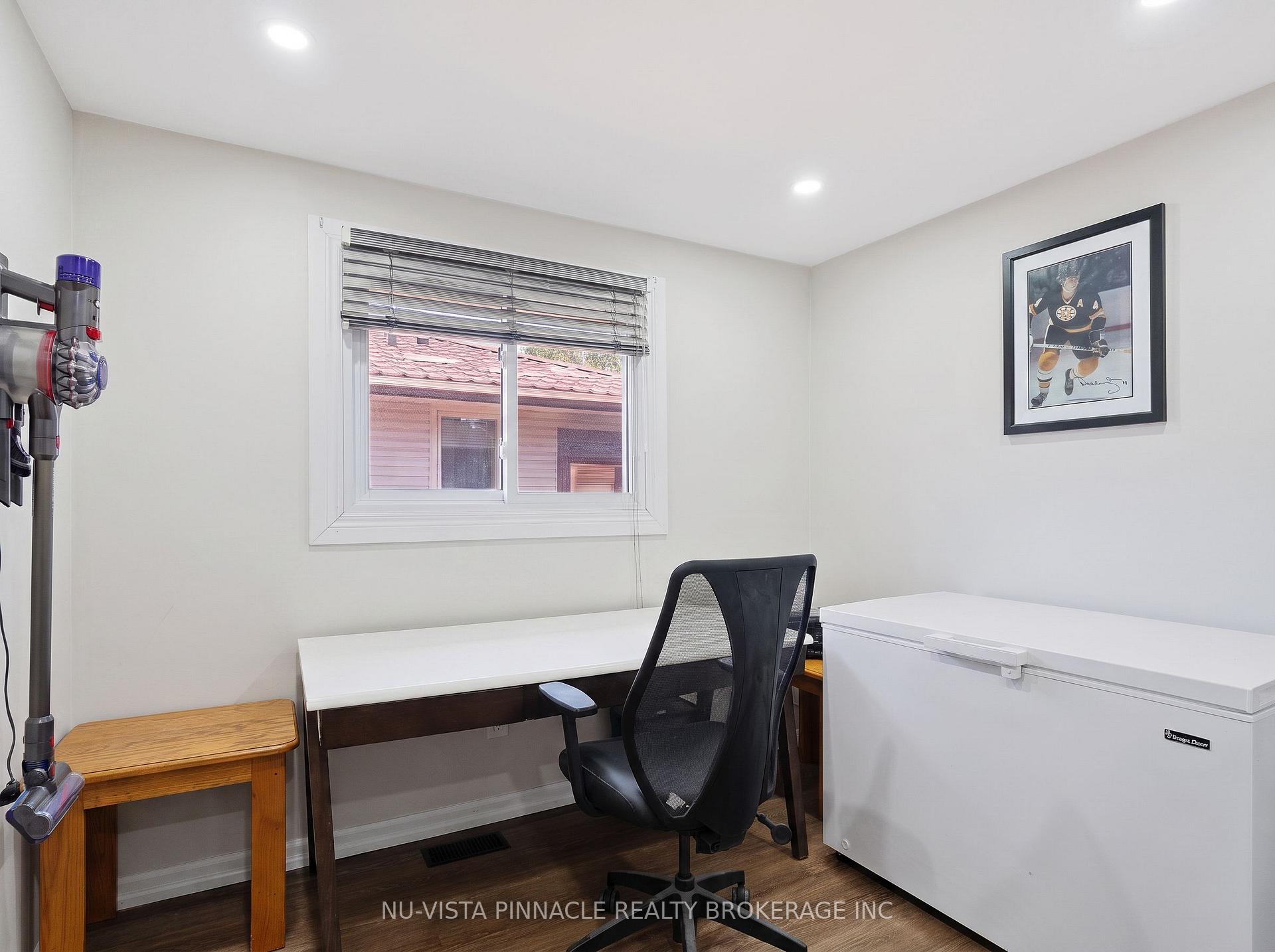 Photo 22 of 56 Kintail Crescent, London, South Y — HOMEH