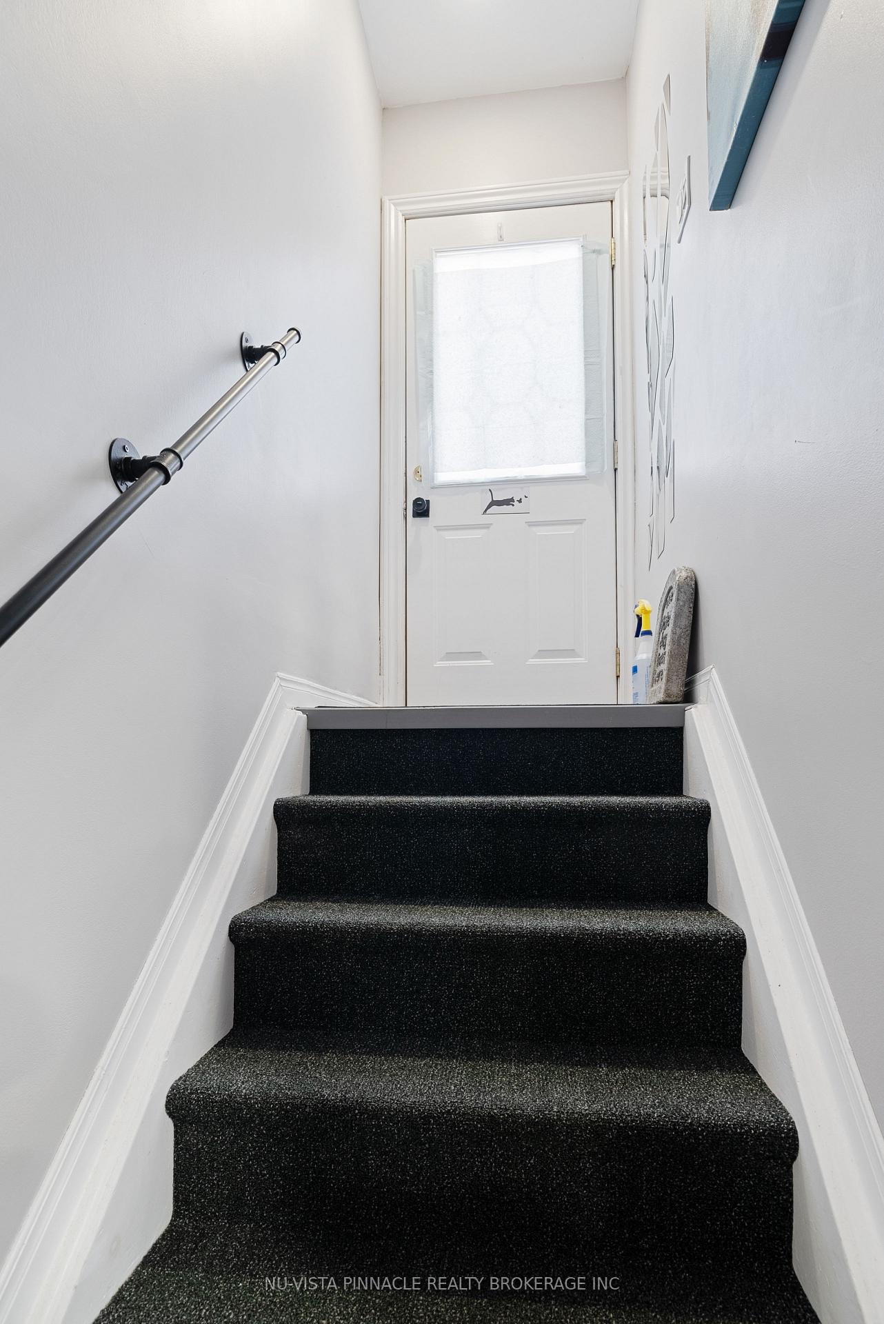 Photo 25 of 56 Kintail Crescent, London, South Y — HOMEH
