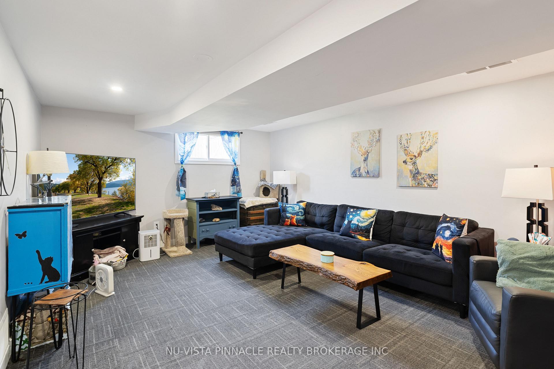 Photo 27 of 56 Kintail Crescent, London, South Y — HOMEH